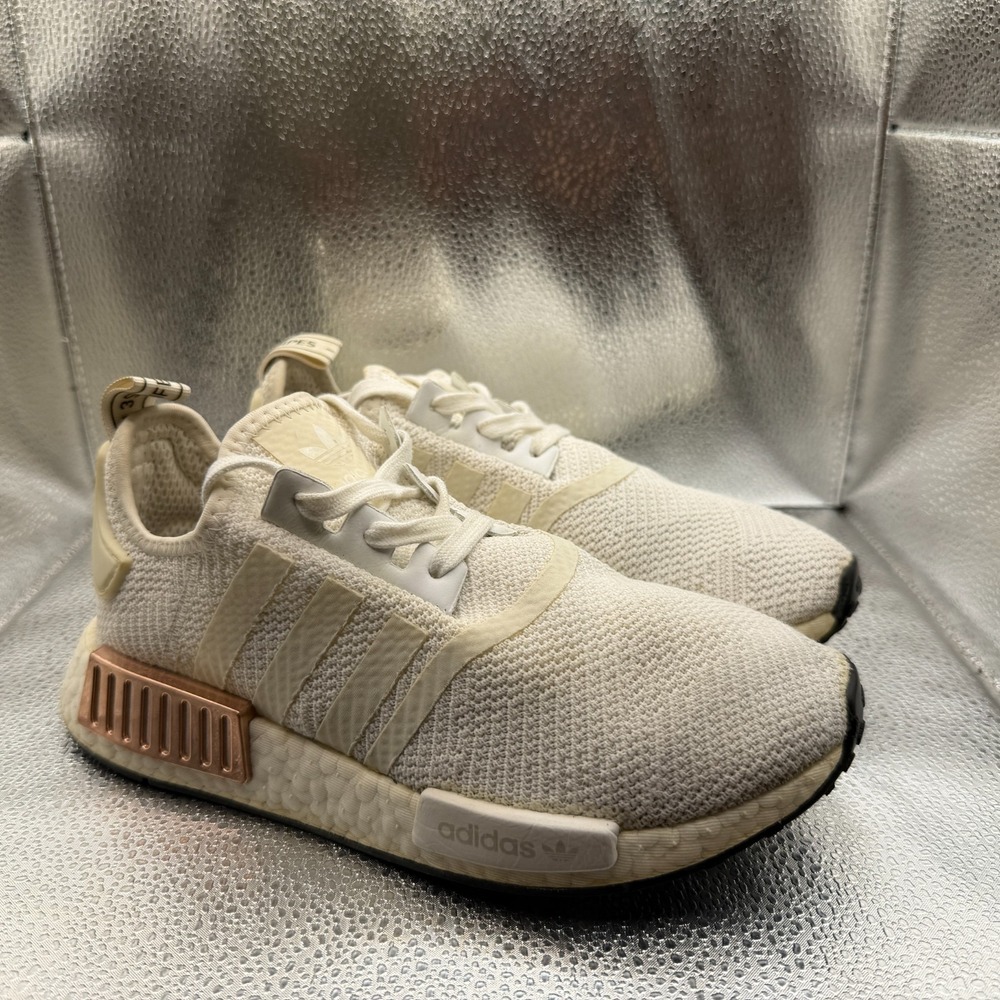 Size 7 Adidas NMD R1 Rose Gold White Metallic‎ Womens Sneaker Shoes EE5173